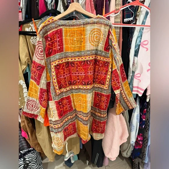 KANTHA DREA SHES1OAK LONG SLEEVE TOP